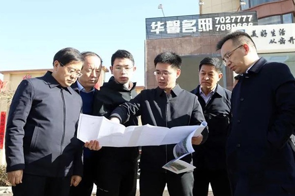 2月18日,沁县县委书记卢展明,县政府党组书记司慧军带领相关职能部门